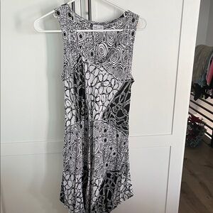 Monochrome Abstract Women's Tunic